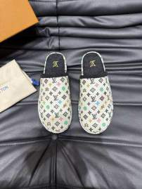 Picture of Louis Vuitton Slippers _SKULVsz38-44jyh11031461